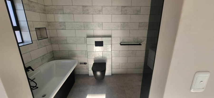 3 Bedroom Property for Sale in Dana Bay Western Cape